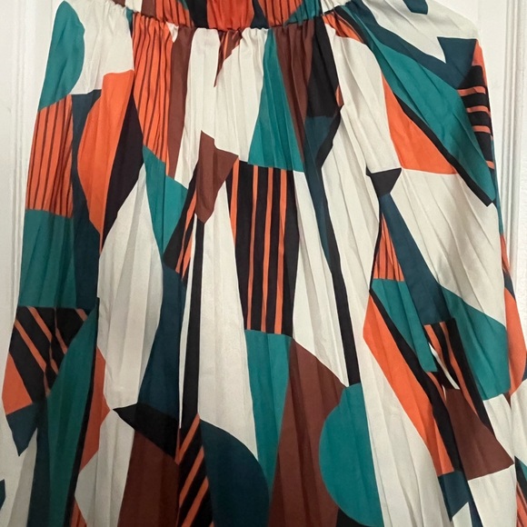 Geometric Patterned Skirt - Multicolor - Picture 2 of 3